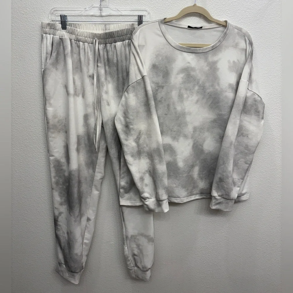 Pretty Garden Tie-Dye Sweatshirt and Jogger Athleisure Loungewear Set Size XL - Picture 2 of 14